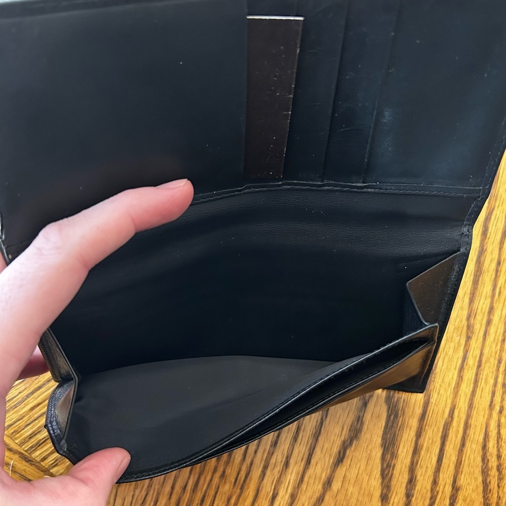 Christian Dior | Long | Bi-fold Wallet - Picture 8 of 16